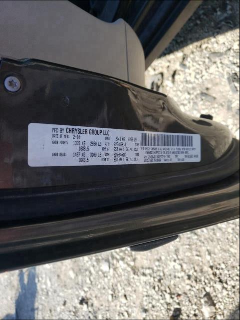 2010 VOLKSWAGEN ROUTAN S 2V4RW4D13AR237210