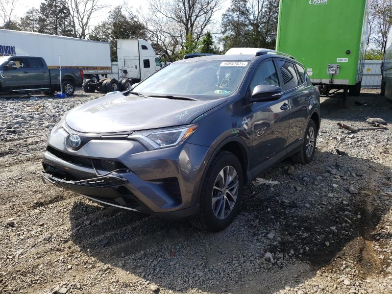 2018 TOYOTA RAV4 HV LE JTMRJREVXJD215425