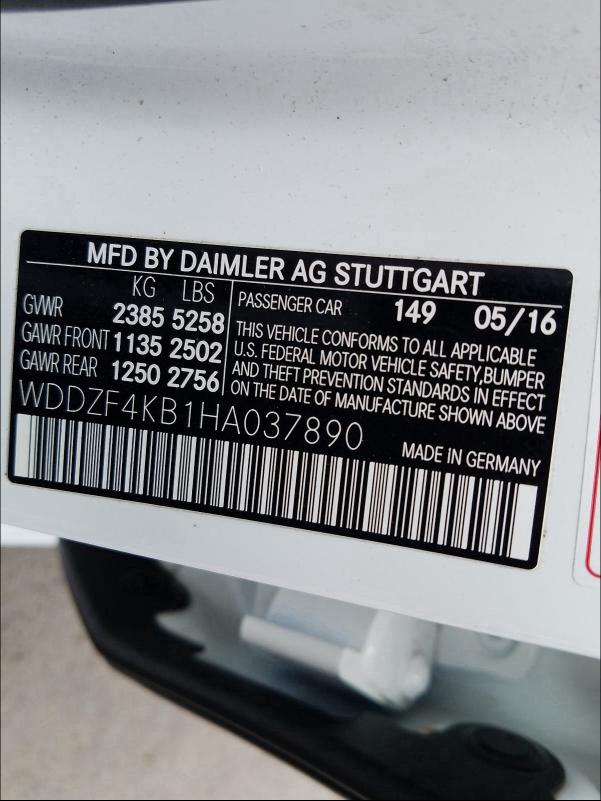 2017 MERCEDES-BENZ E 300 4MAT WDDZF4KB1HA037890