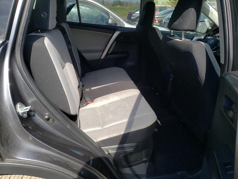 2018 TOYOTA RAV4 HV LE JTMRJREVXJD215425