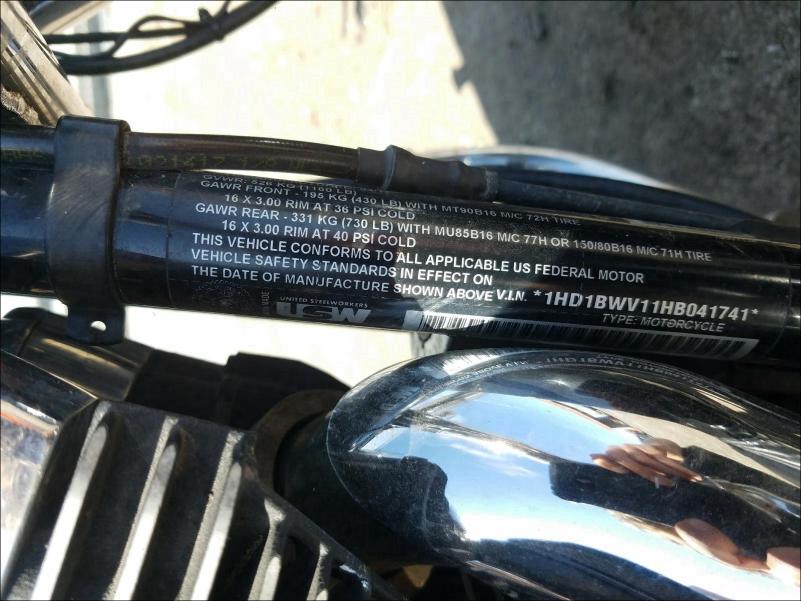 2017 HARLEY-DAVIDSON FLSTC 1HD1BWV11HB041741