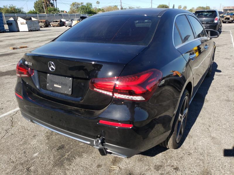 2020 MERCEDES-BENZ A 220 W1K3G4EB9LJ231946