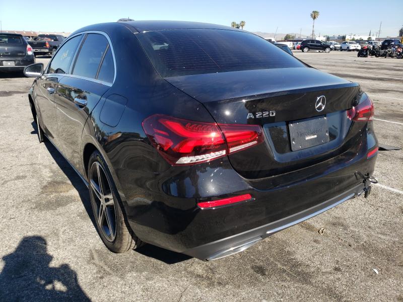 2020 MERCEDES-BENZ A 220 W1K3G4EB9LJ231946