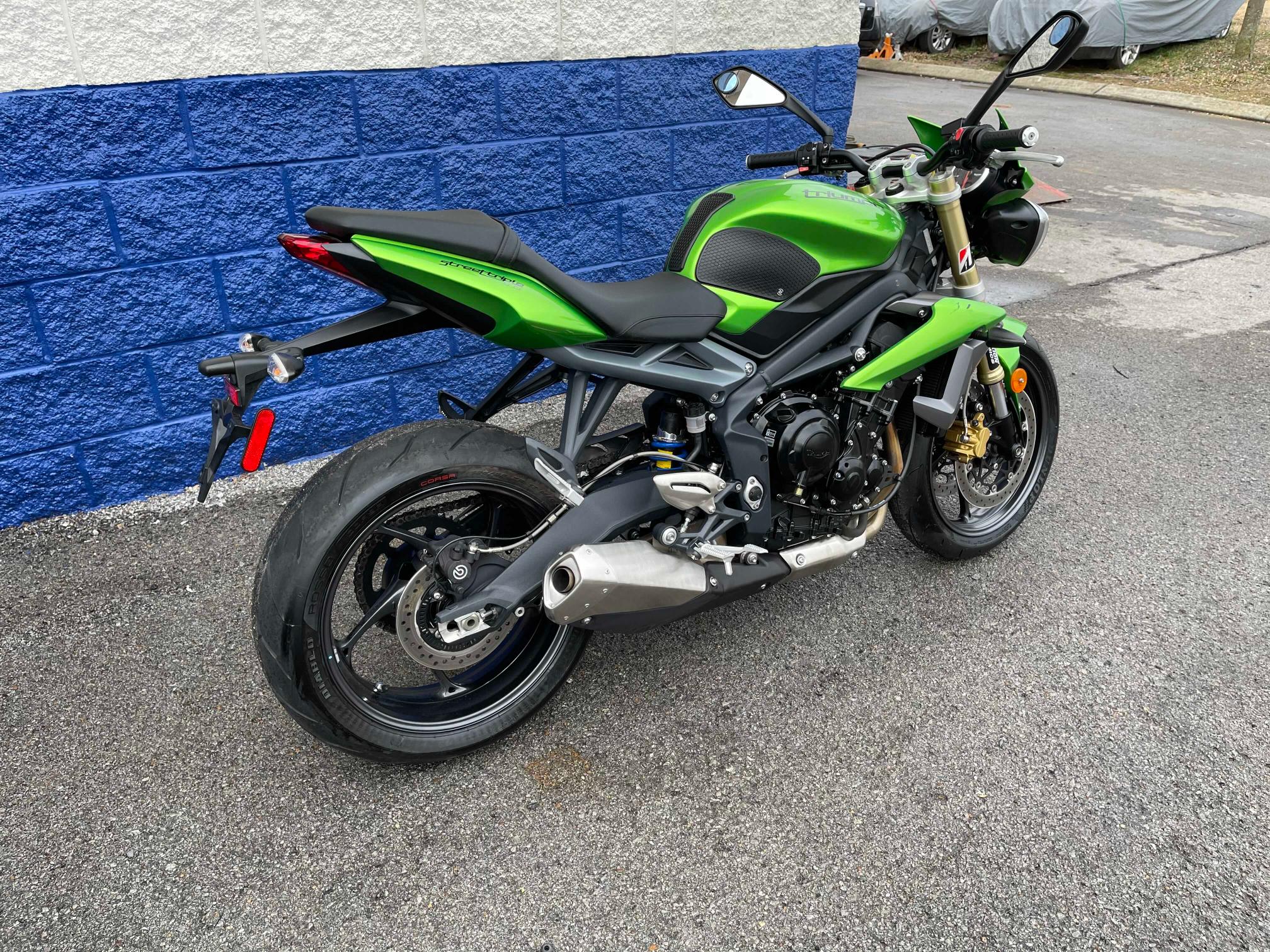 2014 TRIUMPH MOTORCYCLE STREET TRI SMTL02NE8ET609163