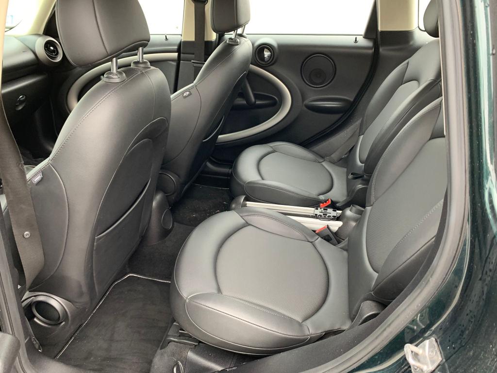 2012 MINI COOPER COU WMWZB3C53CWM02068
