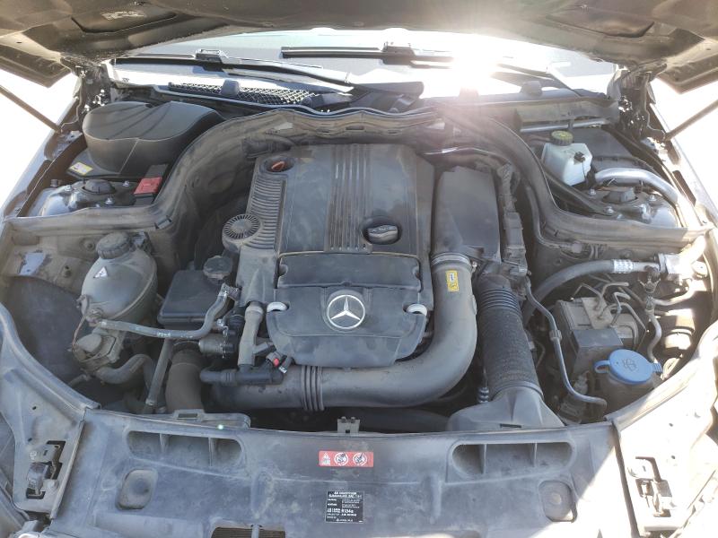 2013 MERCEDES-BENZ C 250 WDDGF4HB4DR300514
