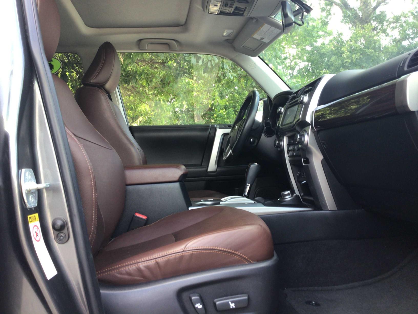2017 TOYOTA 4RUNNER SR JTEBU5JR0H5464374