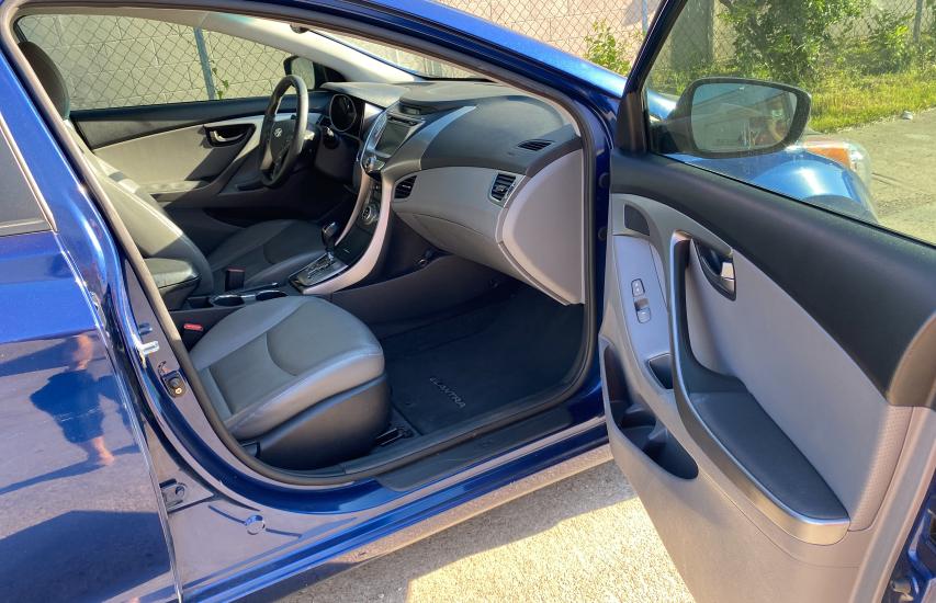 2013 HYUNDAI ELANTRA GL KMHDH4AE2DU620421