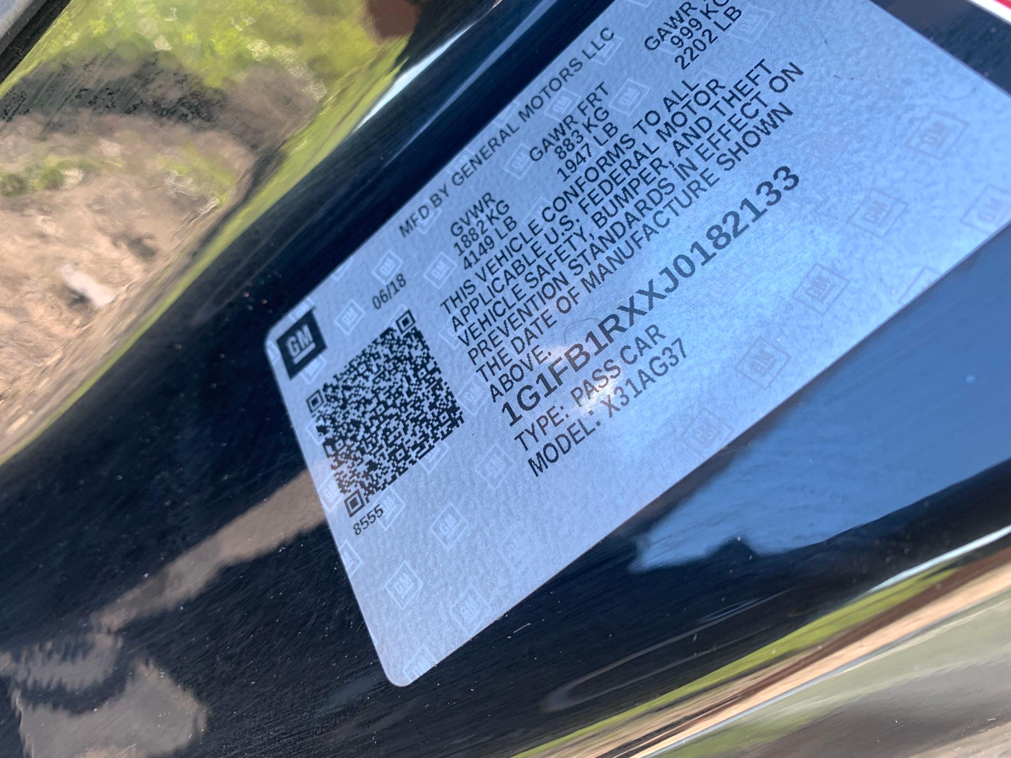 2018 CHEVROLET CAMARO LT 1G1FB1RXXJ0182133
