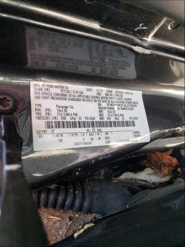 2018 FORD FOCUS SE 1FADP3K21JL218225