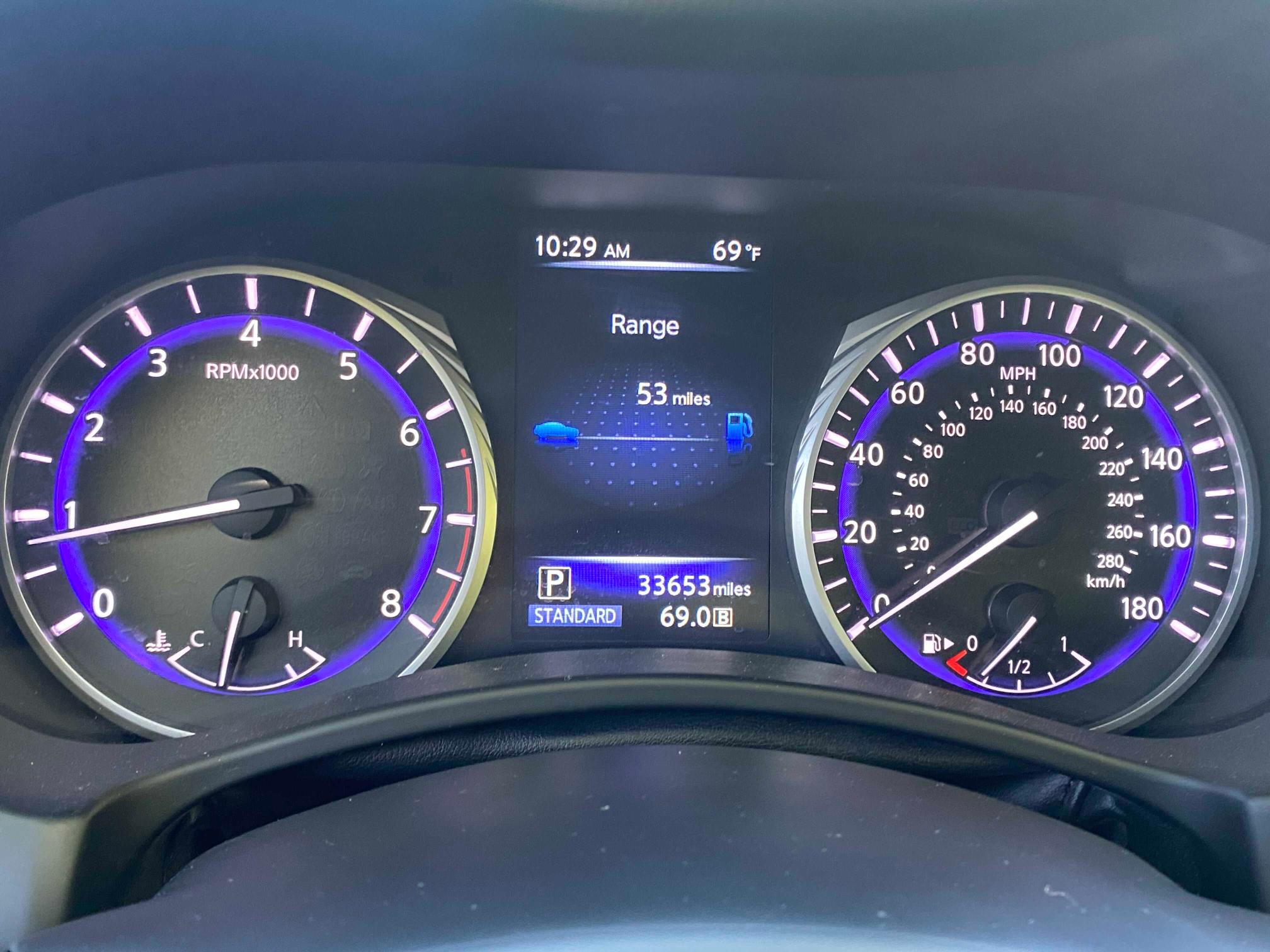2017 INFINITI Q60 BASE JN1CV7EK9HM110571