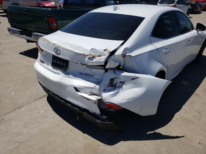 2017 LEXUS IS 200T JTHBA1D20H5051325