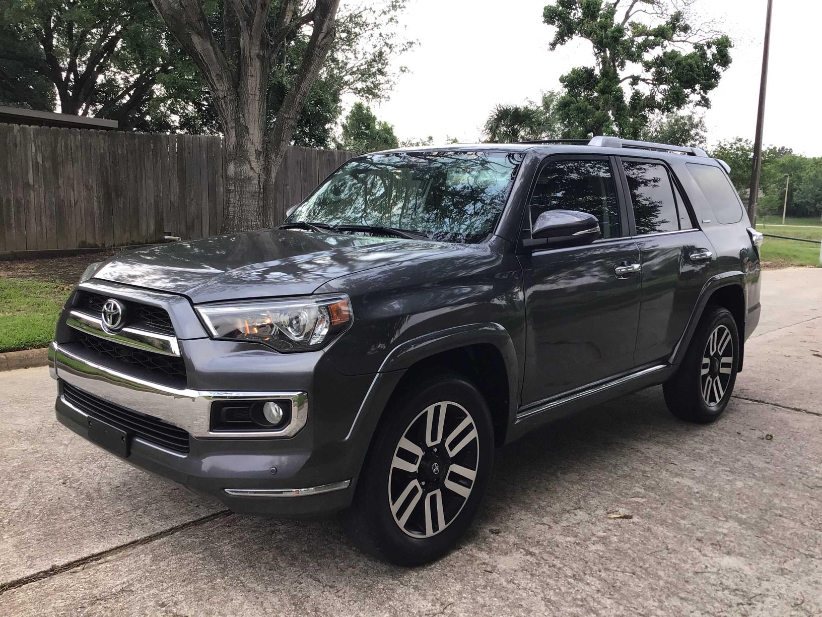 2017 TOYOTA 4RUNNER SR JTEBU5JR0H5464374