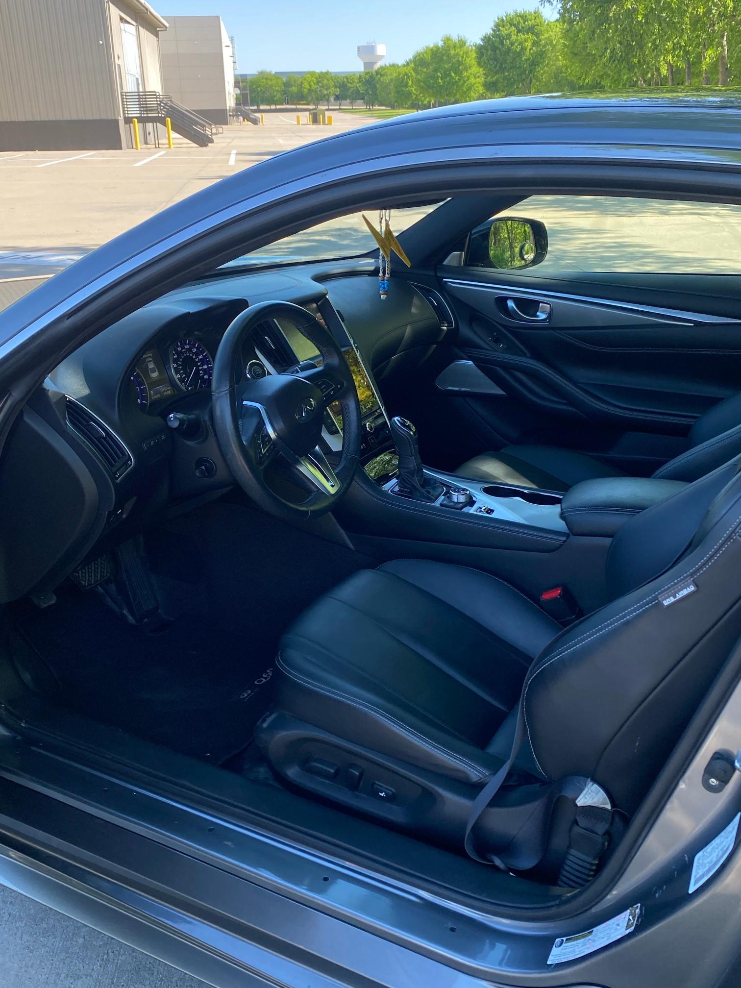 2017 INFINITI Q60 BASE JN1CV7EK9HM110571