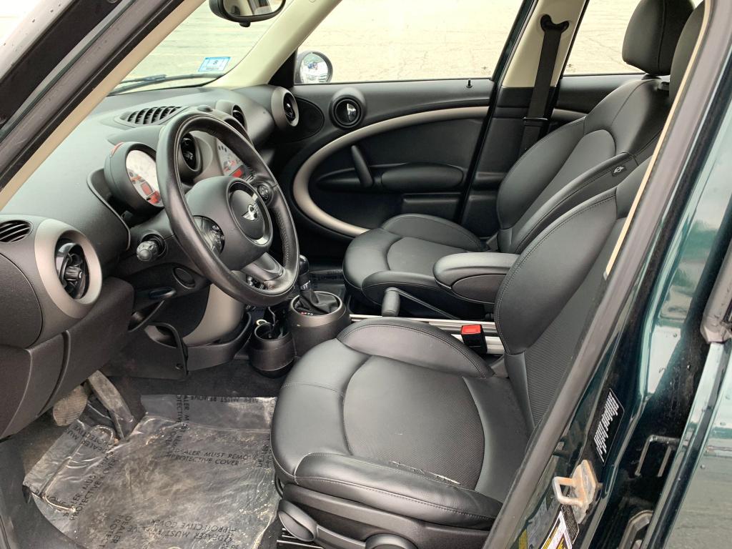 2012 MINI COOPER COU WMWZB3C53CWM02068