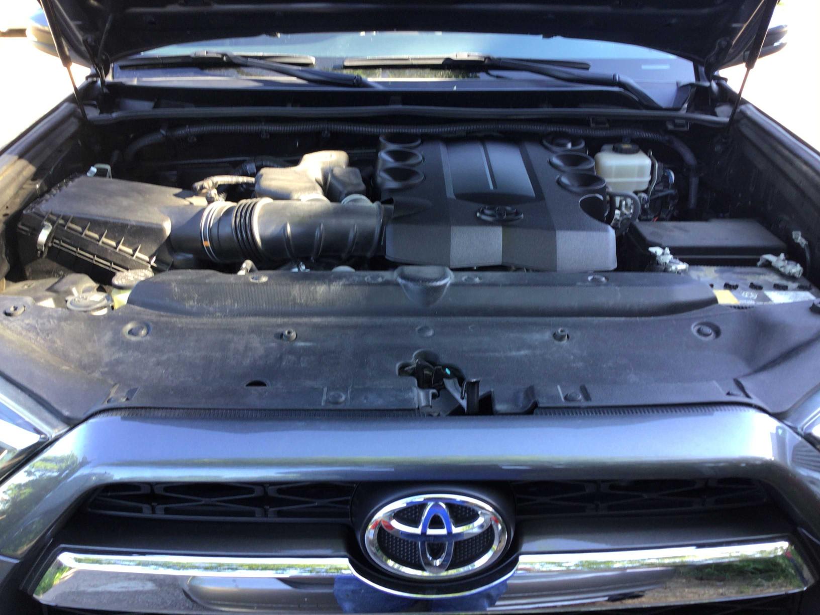 2017 TOYOTA 4RUNNER SR JTEBU5JR0H5464374