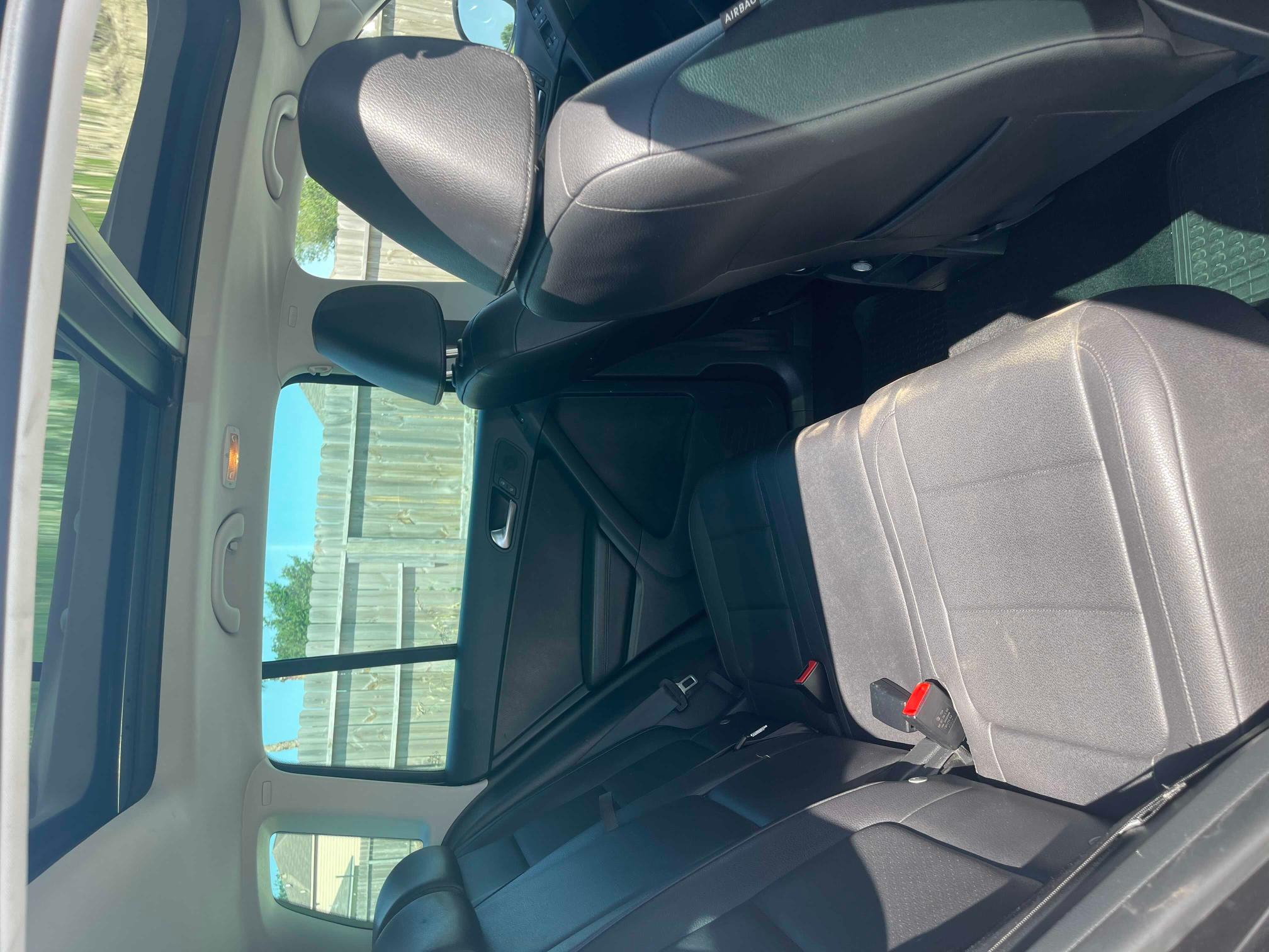 2010 VOLKSWAGEN TIGUAN S WVGAV7AX1AW520051