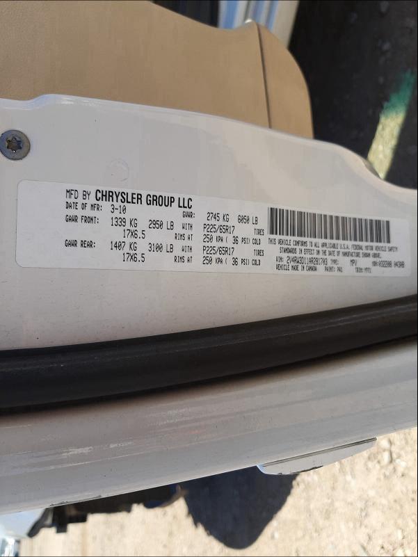 2010 VOLKSWAGEN ROUTAN SE 2V4RW3D11AR281703