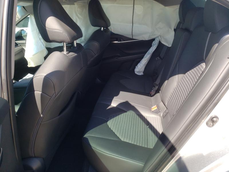 2018 TOYOTA CAMRY L 4T1B11HK8JU562526