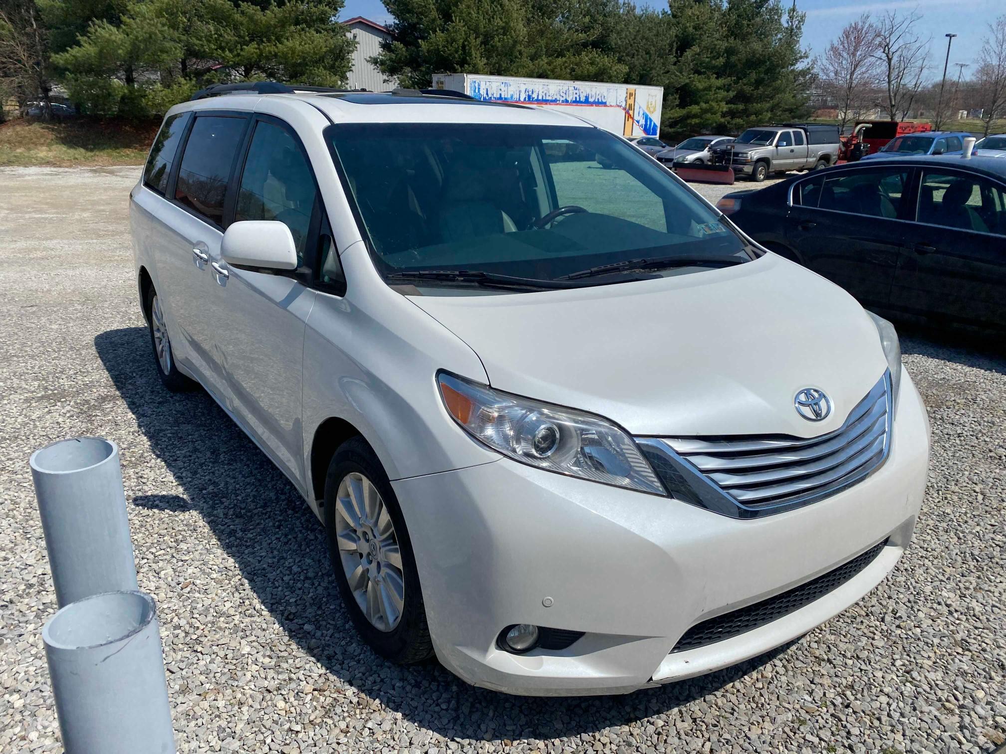 Toyota Sienna Купить В России