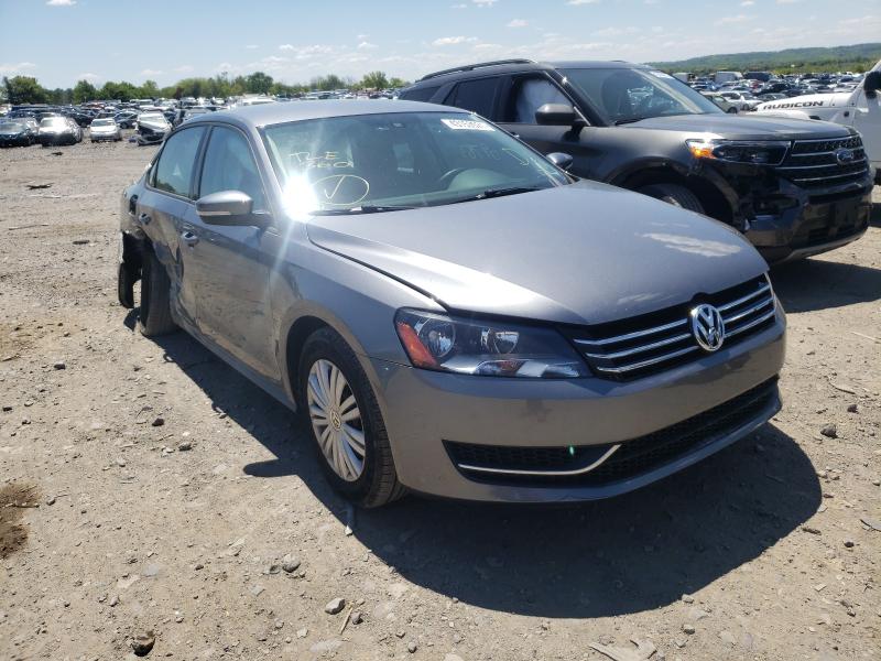 2015 VOLKSWAGEN PASSAT S 1VWAT7A35FC068439