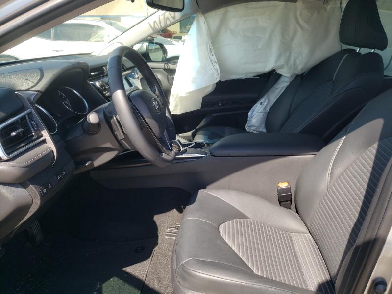 2018 TOYOTA CAMRY L 4T1B11HK8JU562526