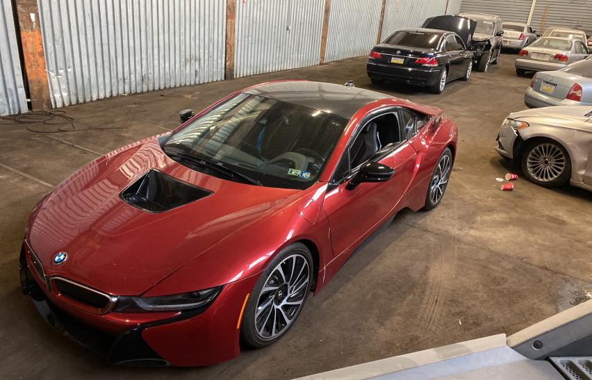 VIN WBY2Z2C56GV676112 2016 BMW I8 no.1