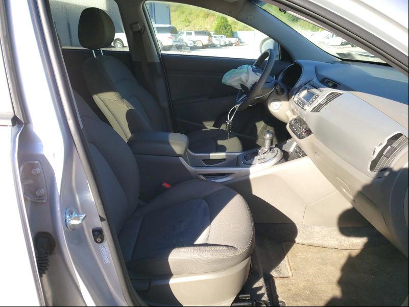2016 KIA SPORTAGE L KNDPBCAC4G7821266