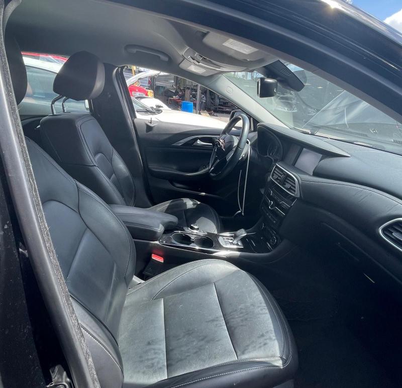 2018 INFINITI QX30 BASE SJKCH5CP5JA056438