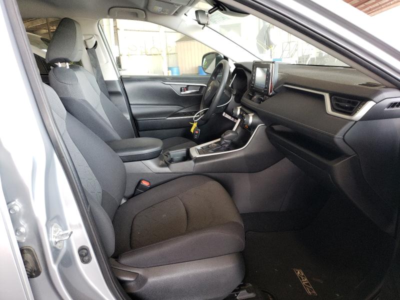 2020 TOYOTA RAV4 XLE 2T3W1RFV9LW060213