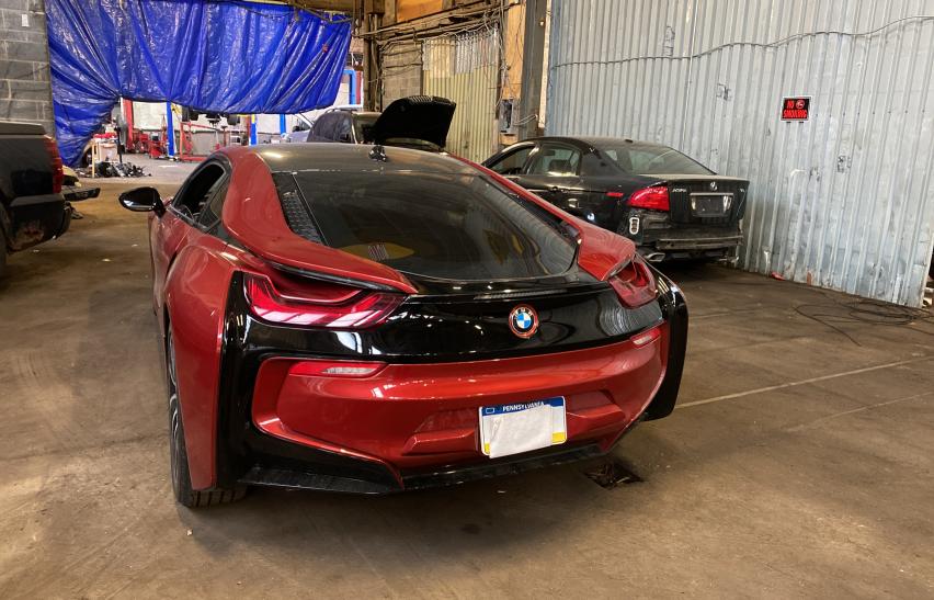 VIN WBY2Z2C56GV676112 2016 BMW I8 no.3