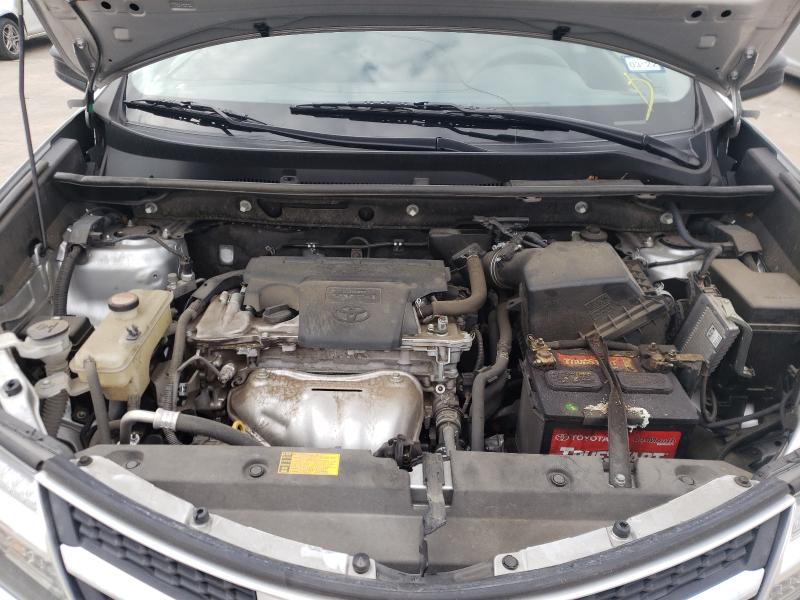 2015 TOYOTA RAV4 LE JTMZFREV7FD050491