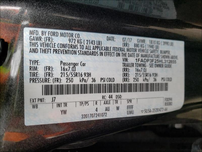 2017 FORD FOCUS SE 1FADP3F25HL312855