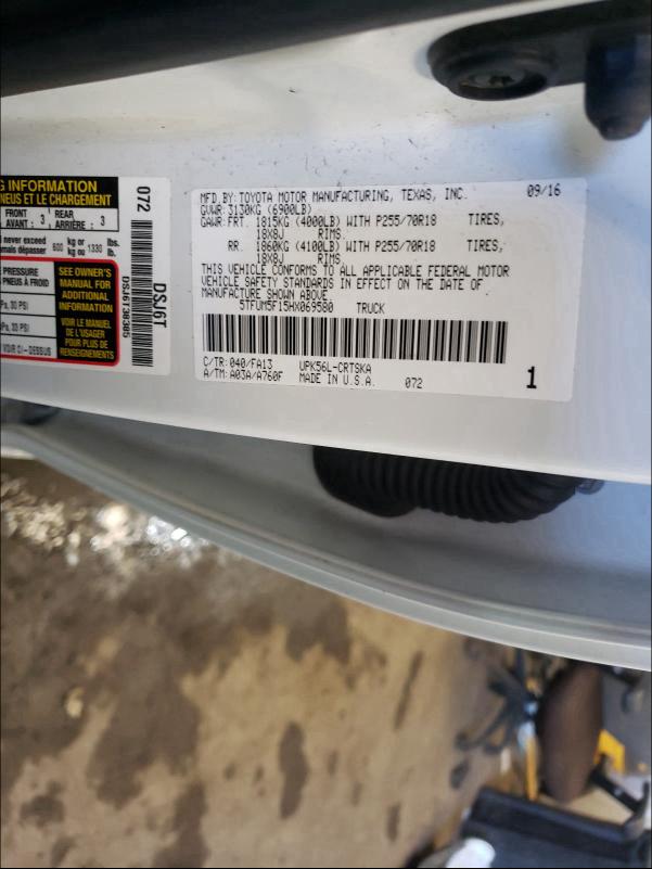 2017 TOYOTA TUNDRA DOU 5TFUM5F15HX069580