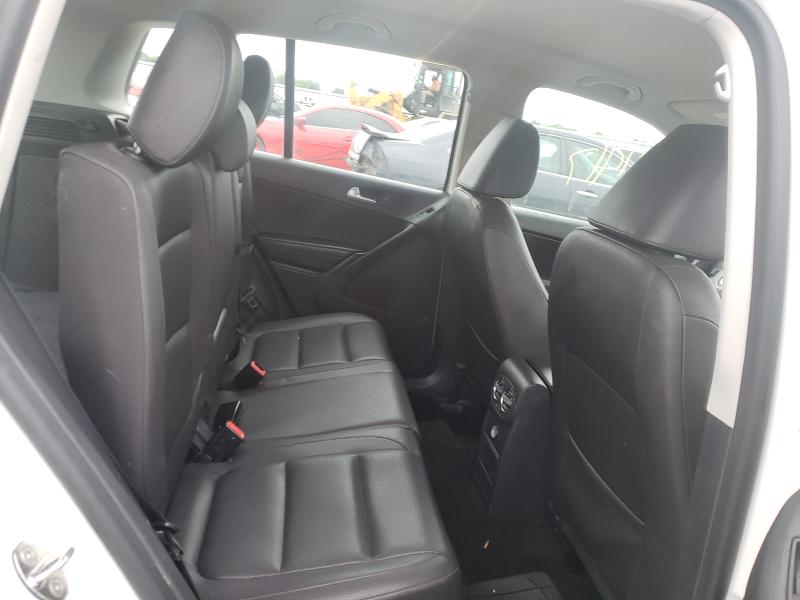 2017 VOLKSWAGEN TIGUAN S WVGAV7AX7HK015925
