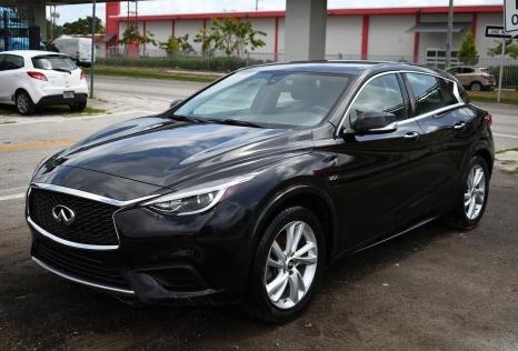 2018 INFINITI QX30 BASE SJKCH5CP5JA056438