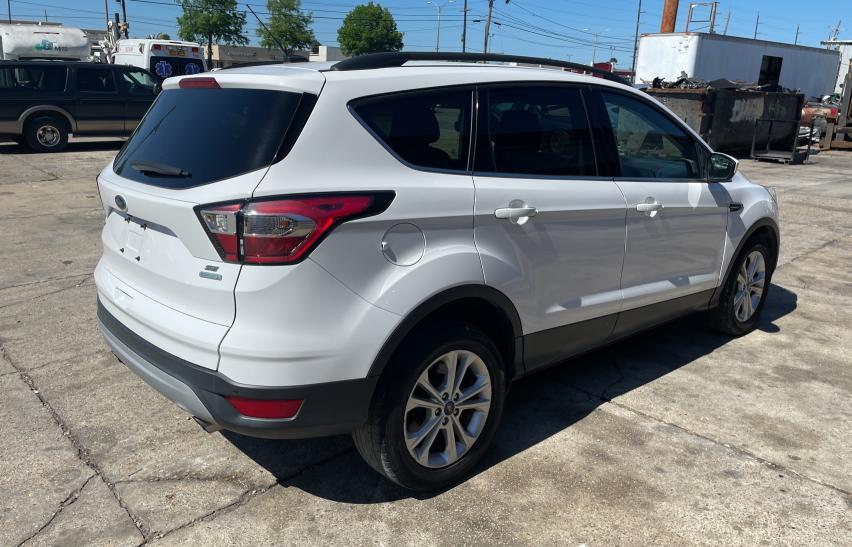2017 FORD ESCAPE SE 1FMCU0GD0HUC97555