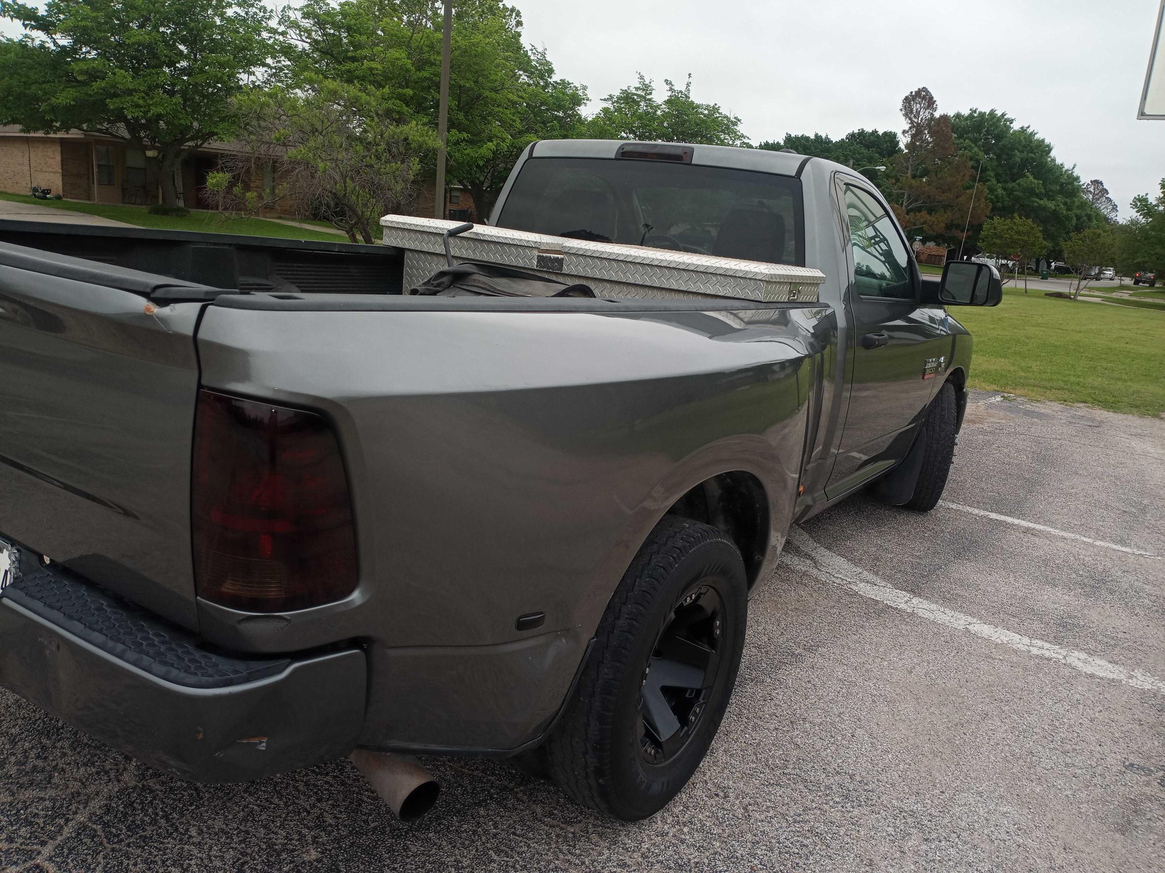 2011 DODGE RAM 3500 3D73M4EL3BG505031
