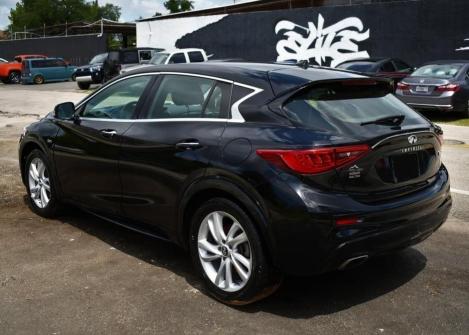 2018 INFINITI QX30 BASE SJKCH5CP5JA056438