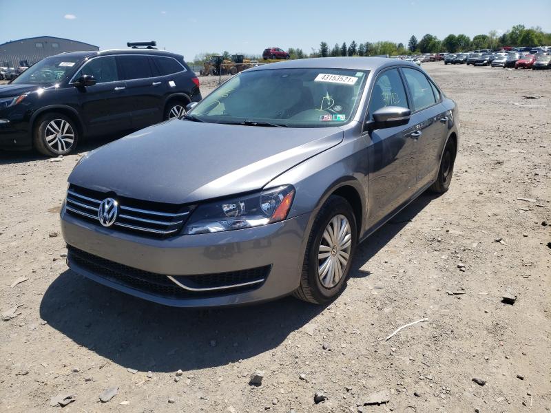 2015 VOLKSWAGEN PASSAT S 1VWAT7A35FC068439