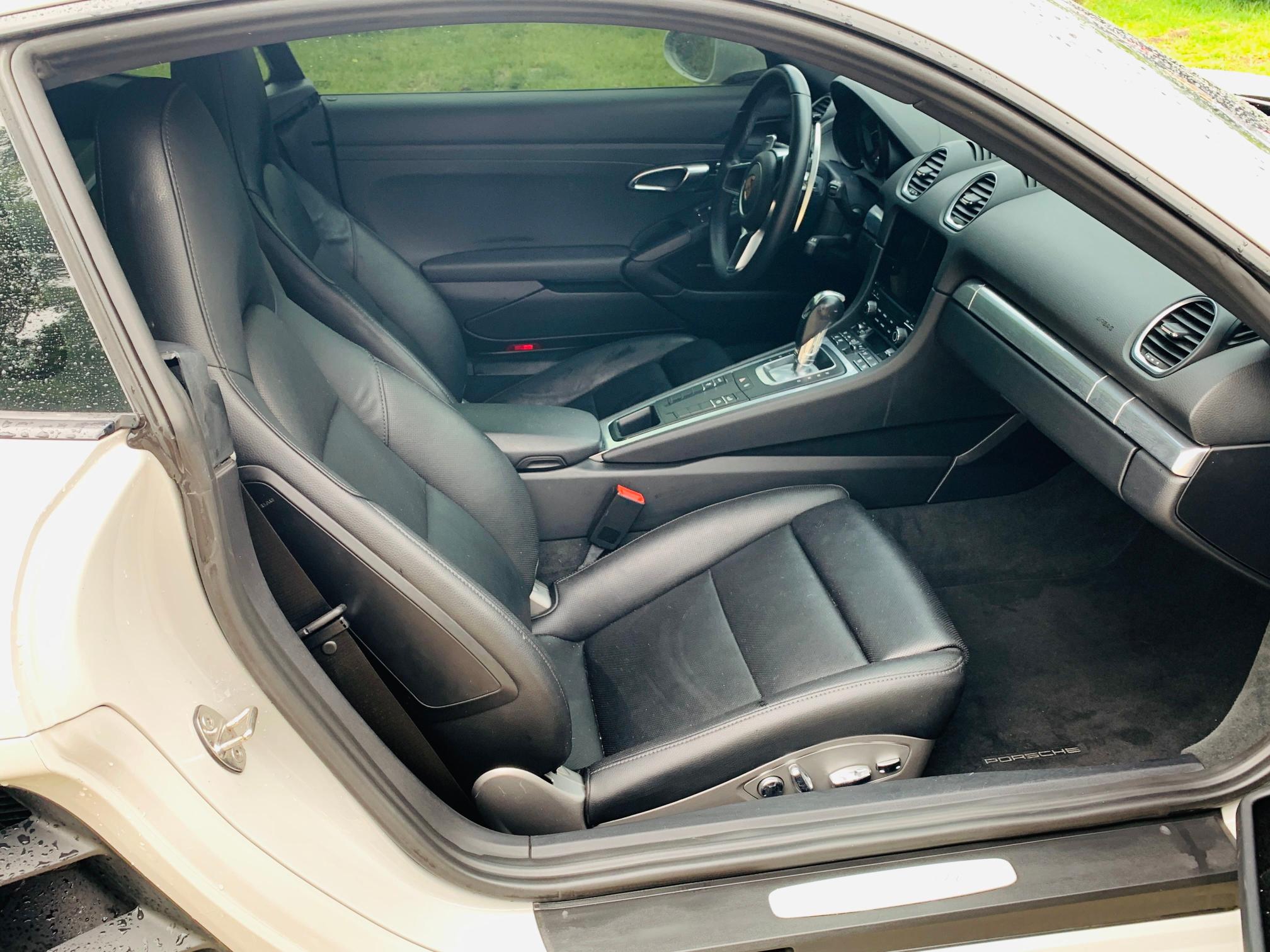 2018 PORSCHE CAYMAN WP0AA2A84JS260196
