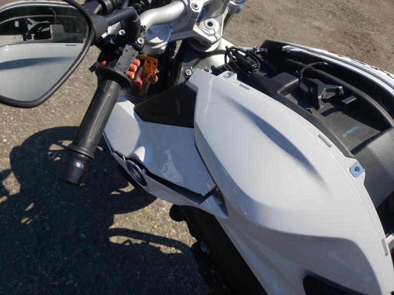 2015 BMW F800 R WB10B1407FZC97525