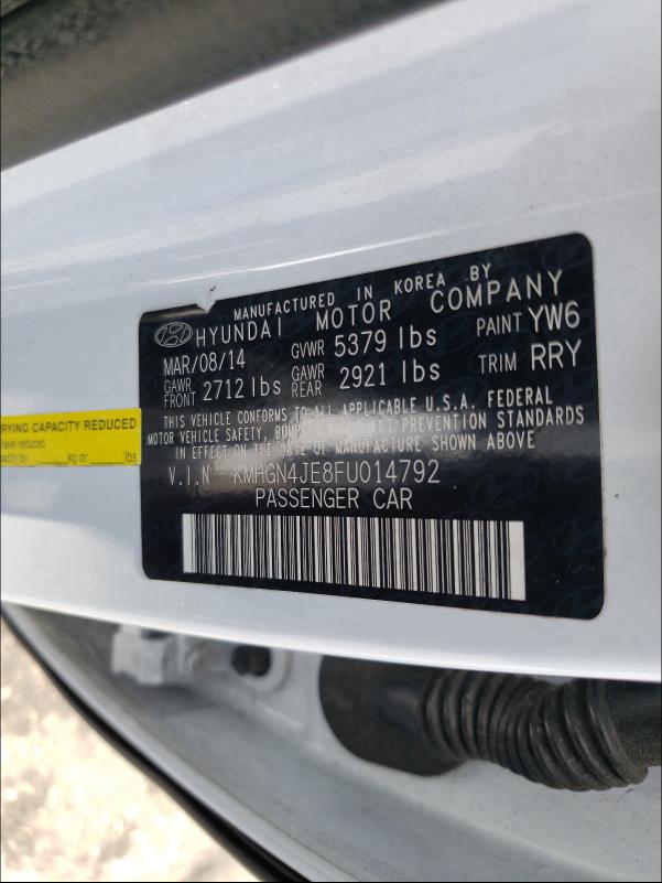 2015 HYUNDAI GENESIS 3. KMHGN4JE8FU014792