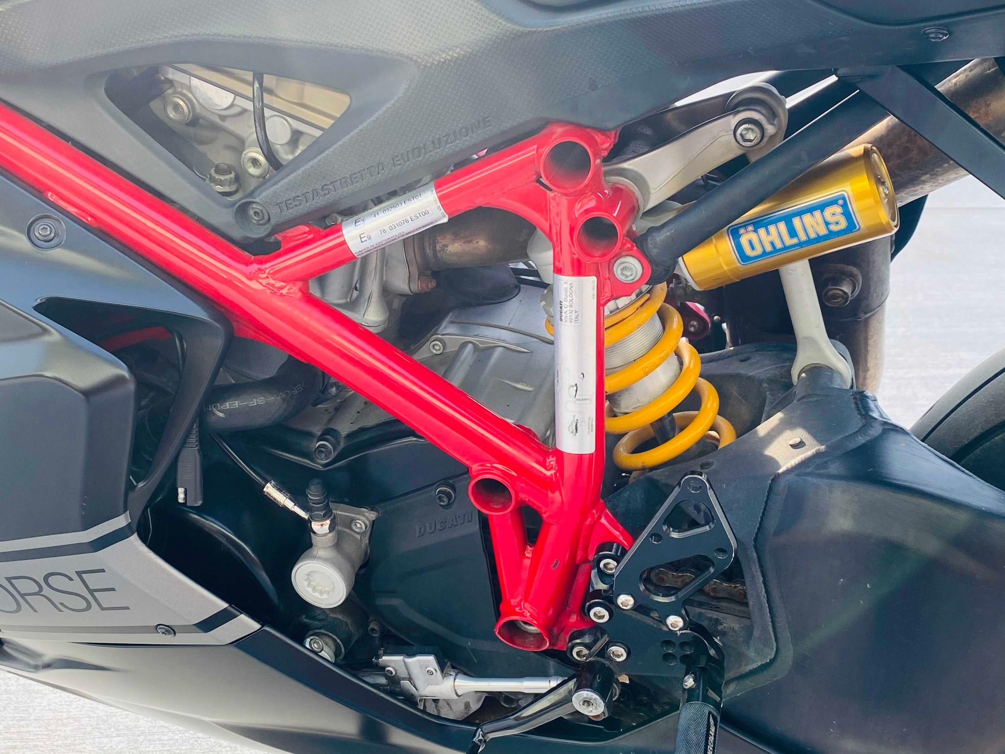 2013 DUCATI SUPERBIKE ZDM1XBMV1DB022721