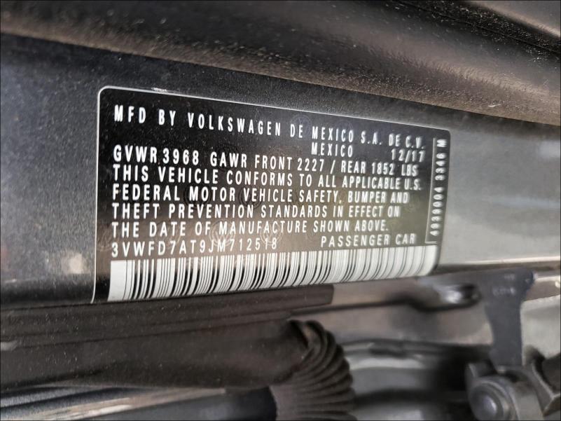 2018 VOLKSWAGEN BEETLE S 3VWFD7AT9JM712518