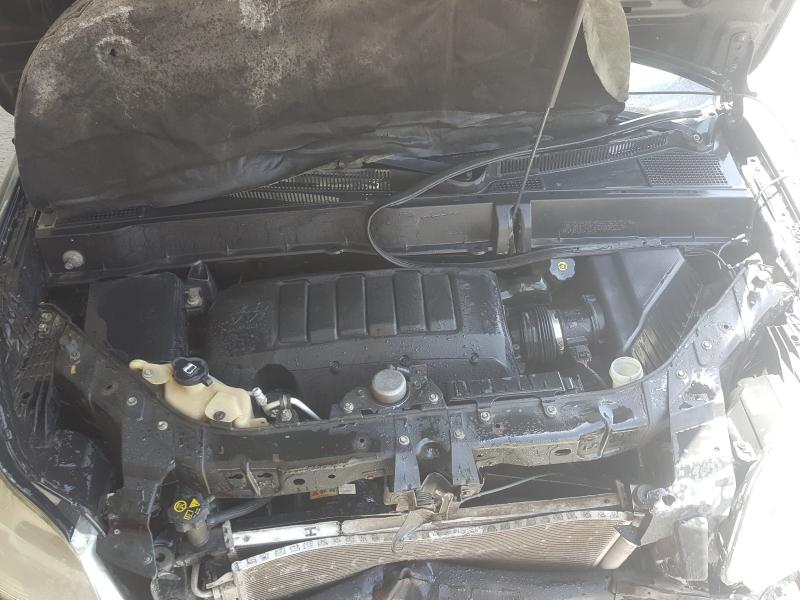 VIN: 1GNKR9ED4BJ307965 Auction: COPART UAE Lot: 43007971 Location: DUBAI INDUSTRIAL CITY - DUBAI VIN: 1GNKR9ED4BJ307965 CHEVROLET TRAVERSE 2011 BLACK Photo 7