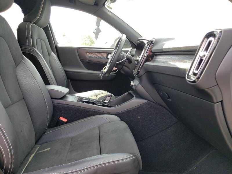 2019 VOLVO XC40 T5 MO YV4162XZ3K2019262
