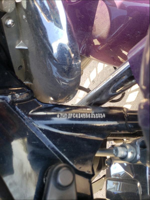 2011 HARLEY-DAVIDSON FLHTCU 1HD1FC414BB613803