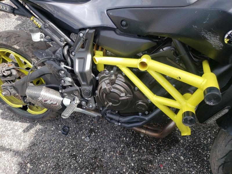 2016 YAMAHA FZ 750 JYARM06E6GA009932