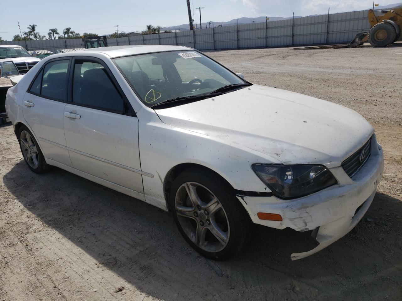 LEXUS IS 300 2001, JTHBD182X10032236 — Auto Auction Spot